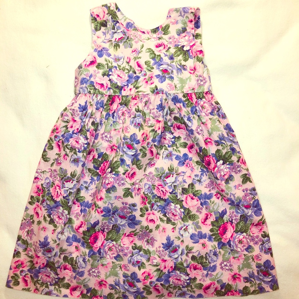 Floral Dress 👗. By Therese. 100% Cotton